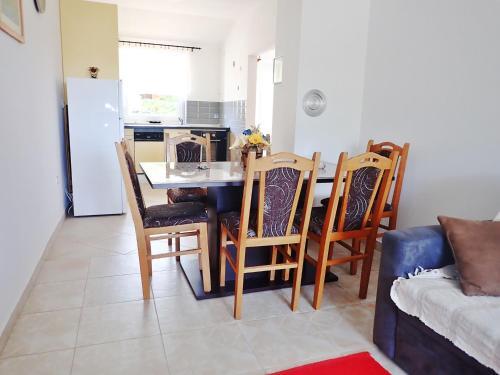 Apartment Maca