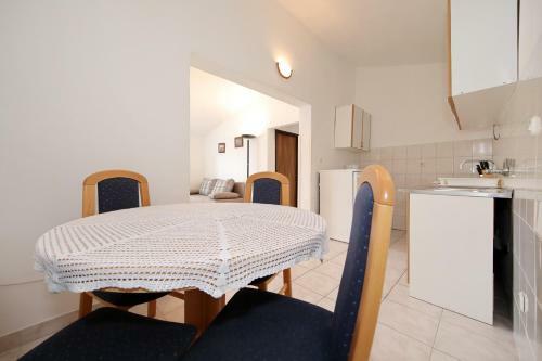 Apartment Marica ?padina