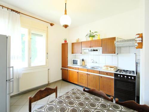 Villa Balatonkereszt�r 2