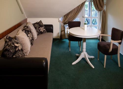 Janette Hotel