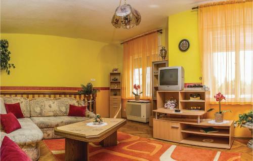 Holiday Home D�zsa Gy. Utca-balatonm�riaf�rd�