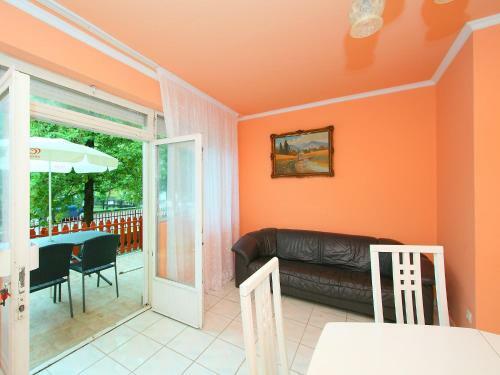 Holiday Home Balatonkeresztur 1