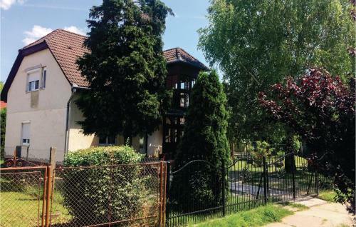 Holiday Home Keszeg U-balatonmariaf�rd�