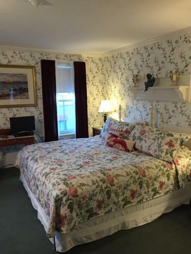 Bed & Breakfast Lantana House