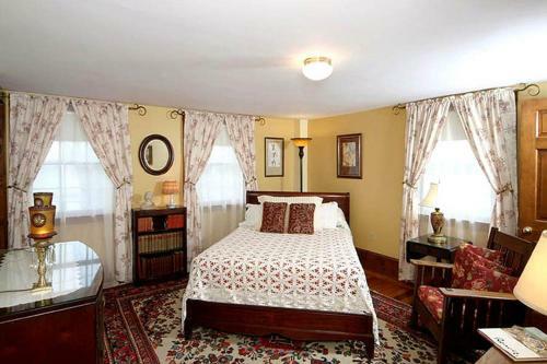Tuck Inn B&B