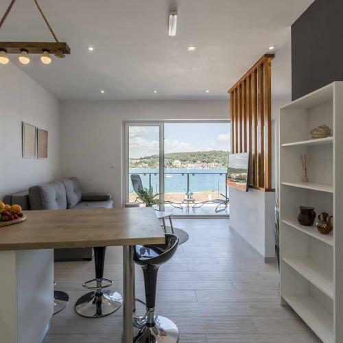 Luxury Apartments Skalinada