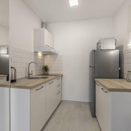Luxury Apartments Skalinada