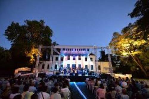 Holiday&business Studio Apartment**** Vara?din
