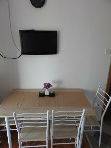 Apartments Zvonko