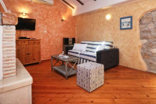 Villa Montalbano Apartment