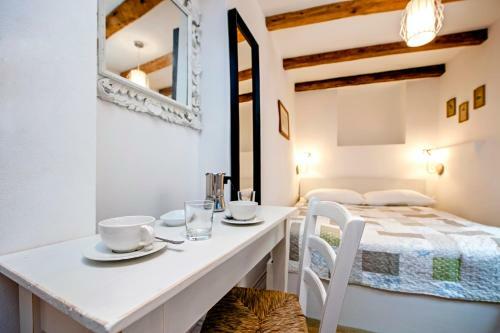 Apartment And Studio Ca? 3 Vie