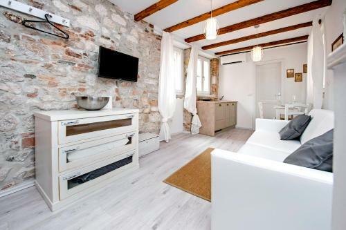 Apartment And Studio Ca? 3 Vie