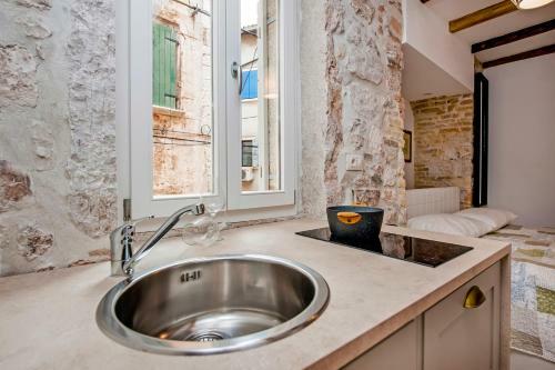 Apartment And Studio Ca? 3 Vie