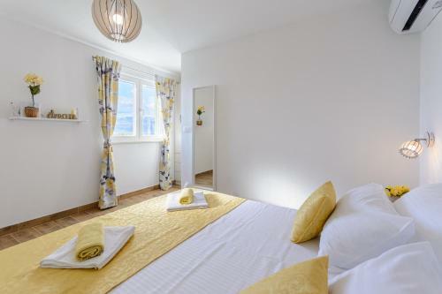 Holiday Home Nono Ante With Heated Pool
