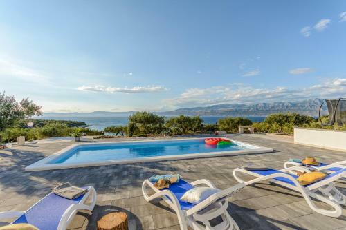Holiday Home Nono Ante With Heated Pool
