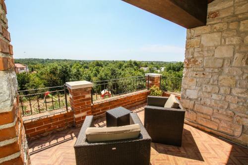 Villa Istriana Jakob With Pool