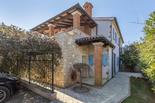 Beautiful Villa Larun In Istria