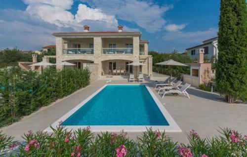 Beautiful Villa Katarina & Cypressa