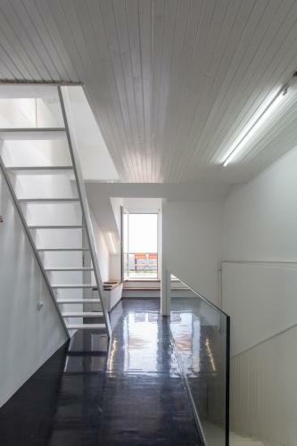 Lovely 3-bedroom Skyline Apartment