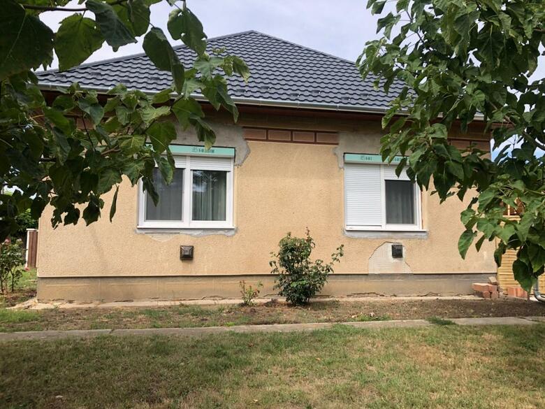 �va Pihen?h�z Tiszaf�ldv�r