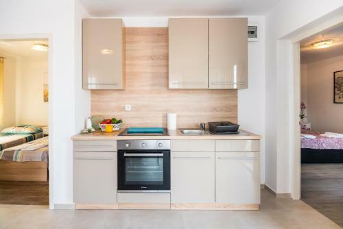 Apartments Dora