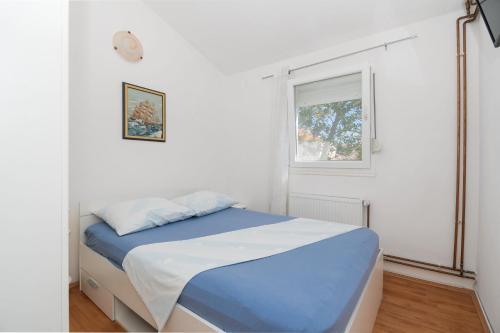Apartments Anita Tribunj