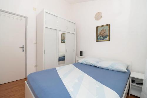 Apartments Anita Tribunj