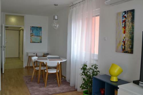 Apartamentos Fly Inn