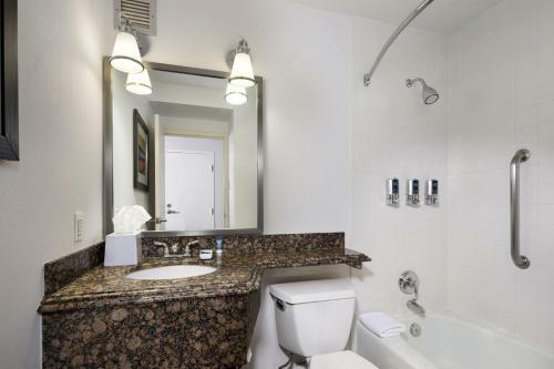 Hotel Four Points By Sheraton Kansas City Airport