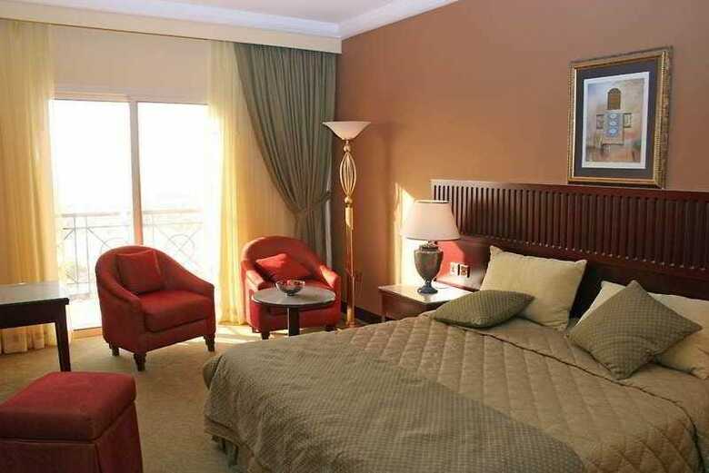 Hotel Golden Tulip Khatt Springs Resort & Spa
