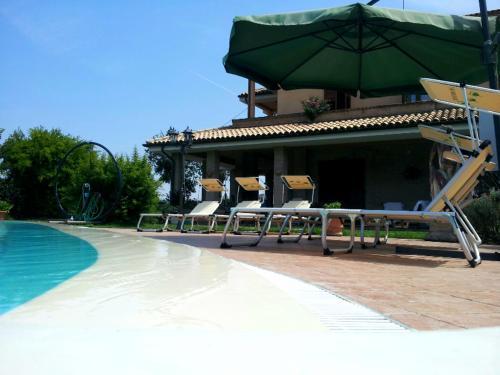 Hostal Luconi Affittacamere
