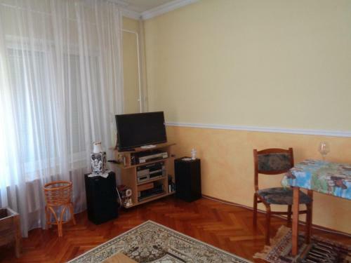 Kata Apartment