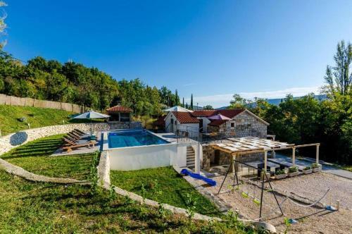 Villa Vila Lucijano