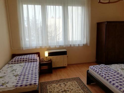 Ifjus�g 68 Apartman