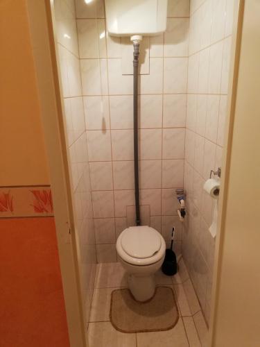 Ifjus�g 68 Apartman