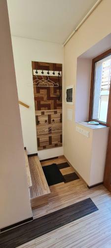 B48 Duplex
