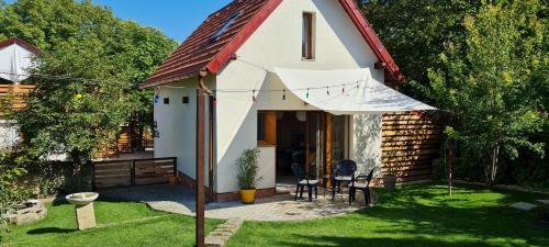B48 Duplex
