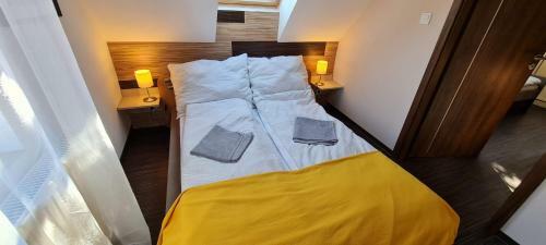 B48 Duplex