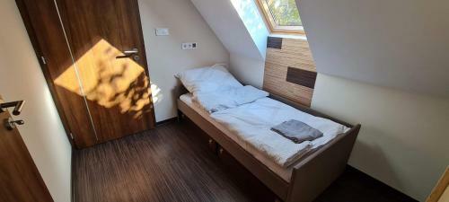 B48 Duplex