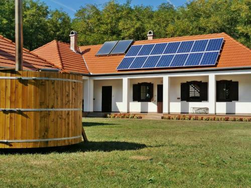 Hostal Csal�dka Vend�gh�z �s �llatudvar