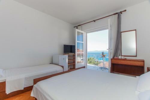 Bed & Breakfast Beachfront Rooms Ana