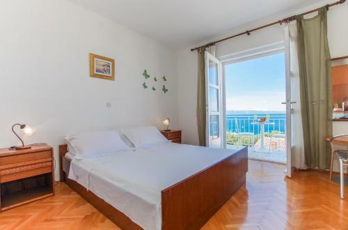 Bed & Breakfast Beachfront Rooms Ana
