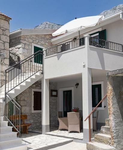 Holiday House Alina With Heated Pool