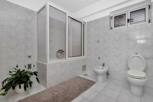 Apartments ?obrni?