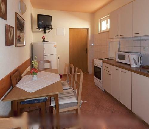 Apartment In Tucepi With Terrace, Air Conditioning, Wifi 3674-2