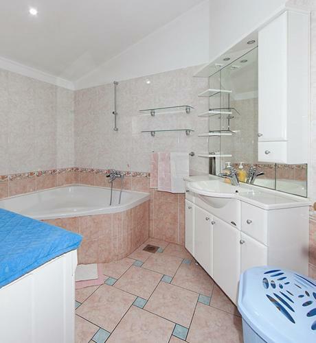 Apartments Zorica