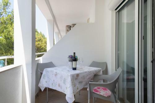 Apartments Mare - Beachfront
