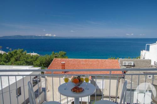 Seaview Rooms With Breakfast & Free Parking