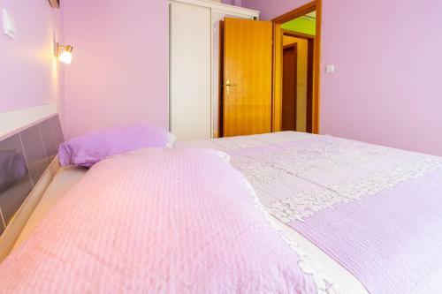 Apartmani Maja