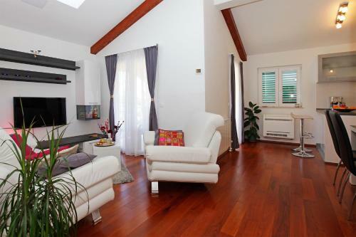 Komun Apartments